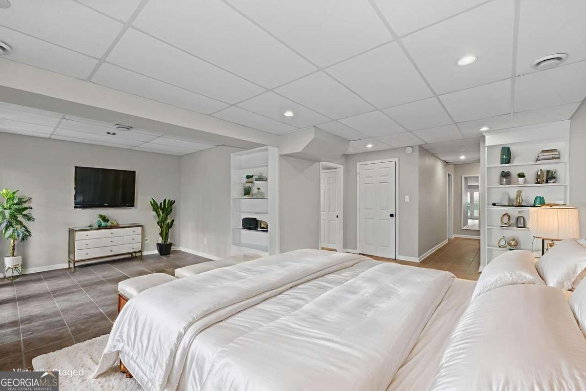3710 STONEWALL Circle Atlanta - 35