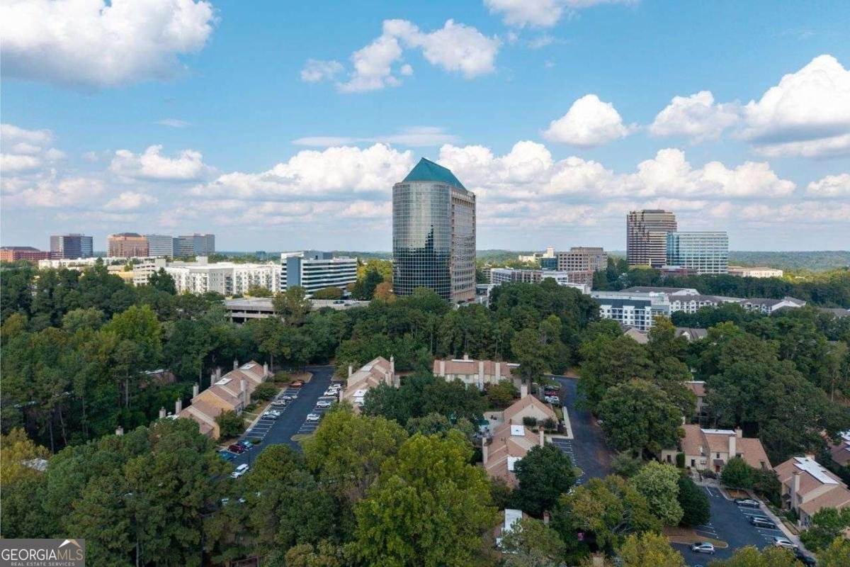 3710 STONEWALL Circle Atlanta - 44