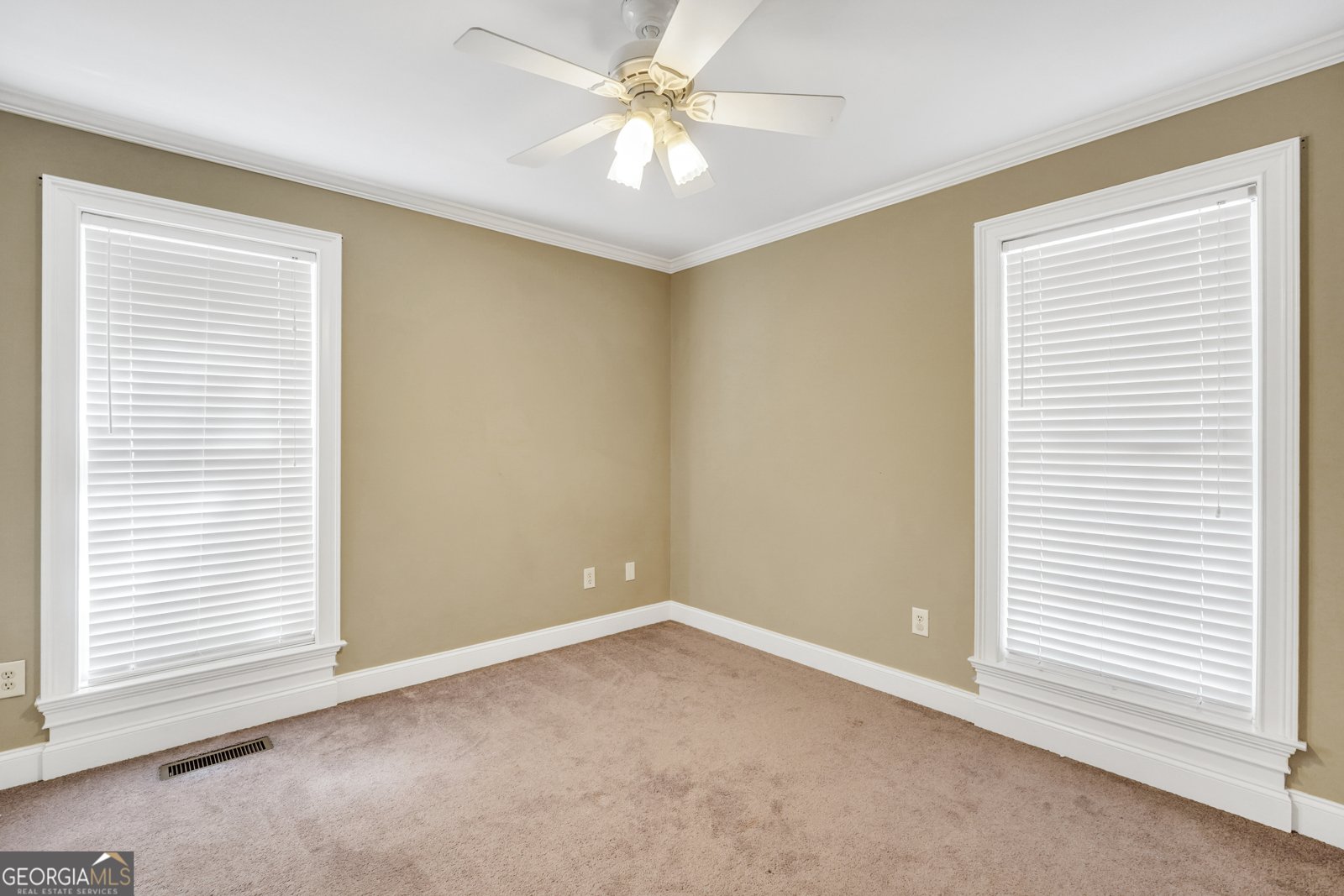 133 Oakview Circle Gray - 48