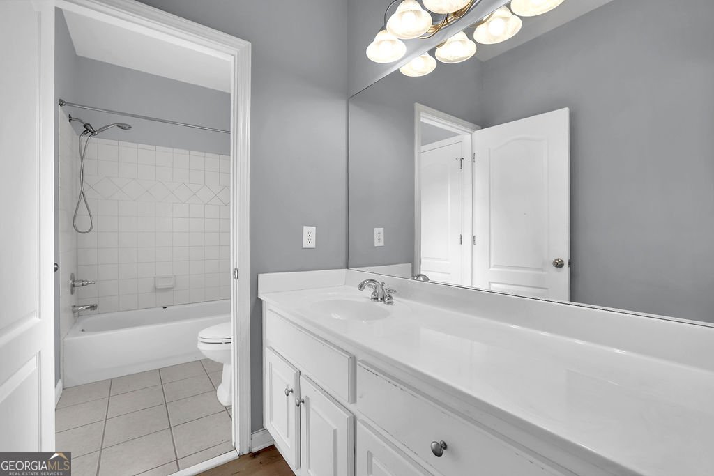 1225 Ewing Ives Drive Dacula - 32