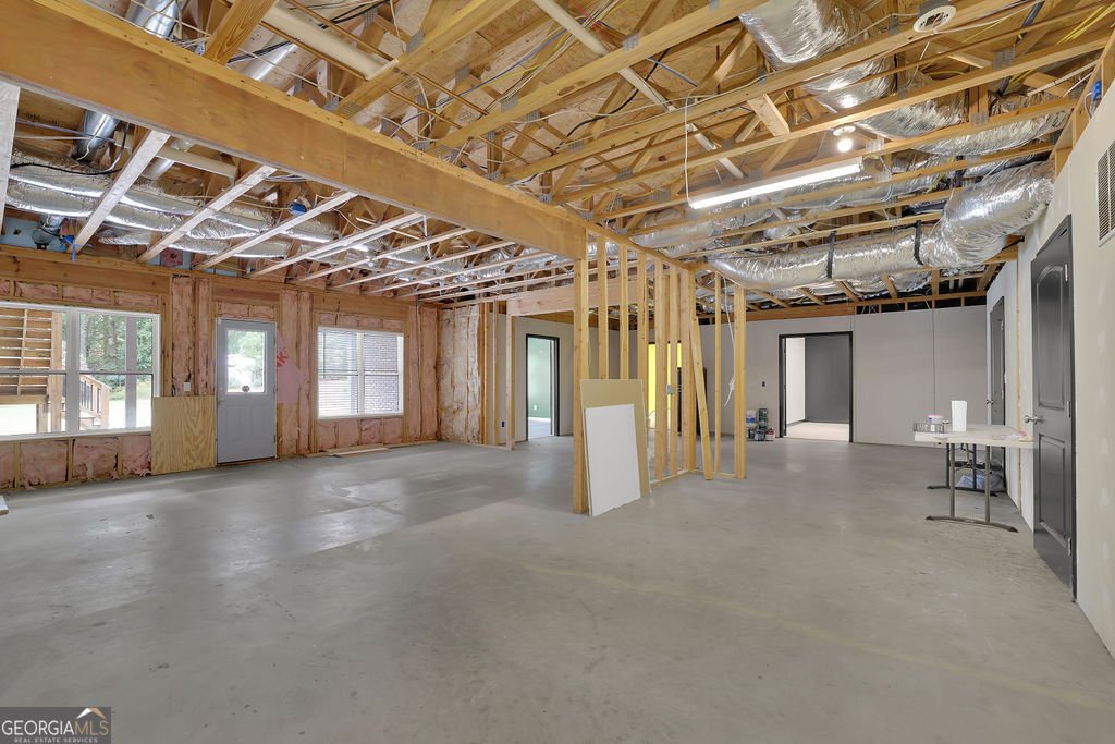 1225 Ewing Ives Drive Dacula - 38