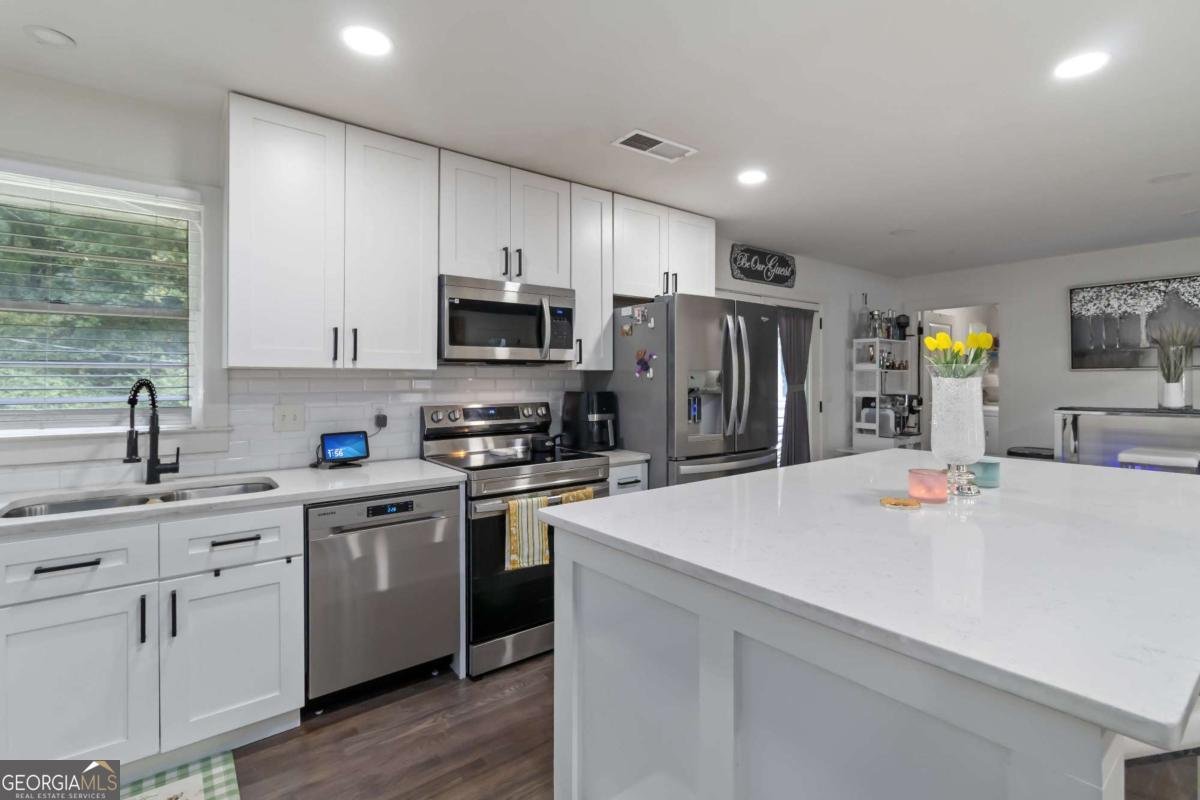 2327 Young Road Stone Mountain - 13