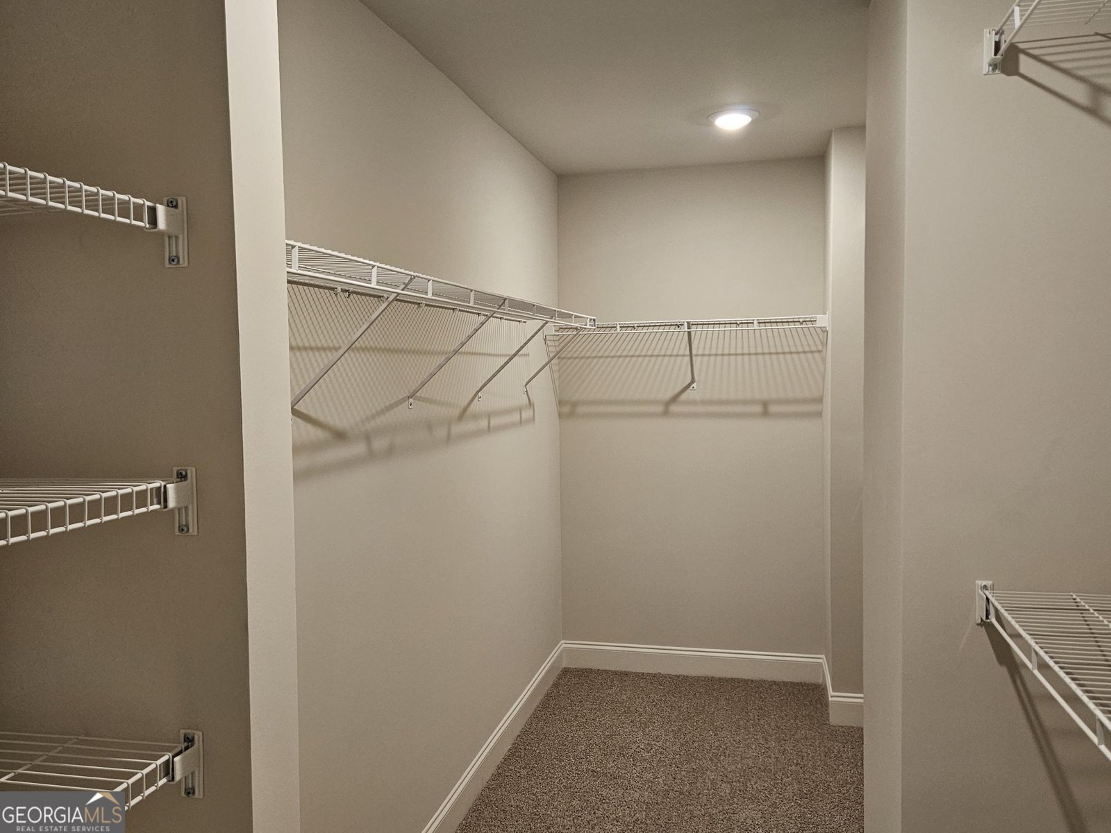 450 Banff Drive Winder - 18