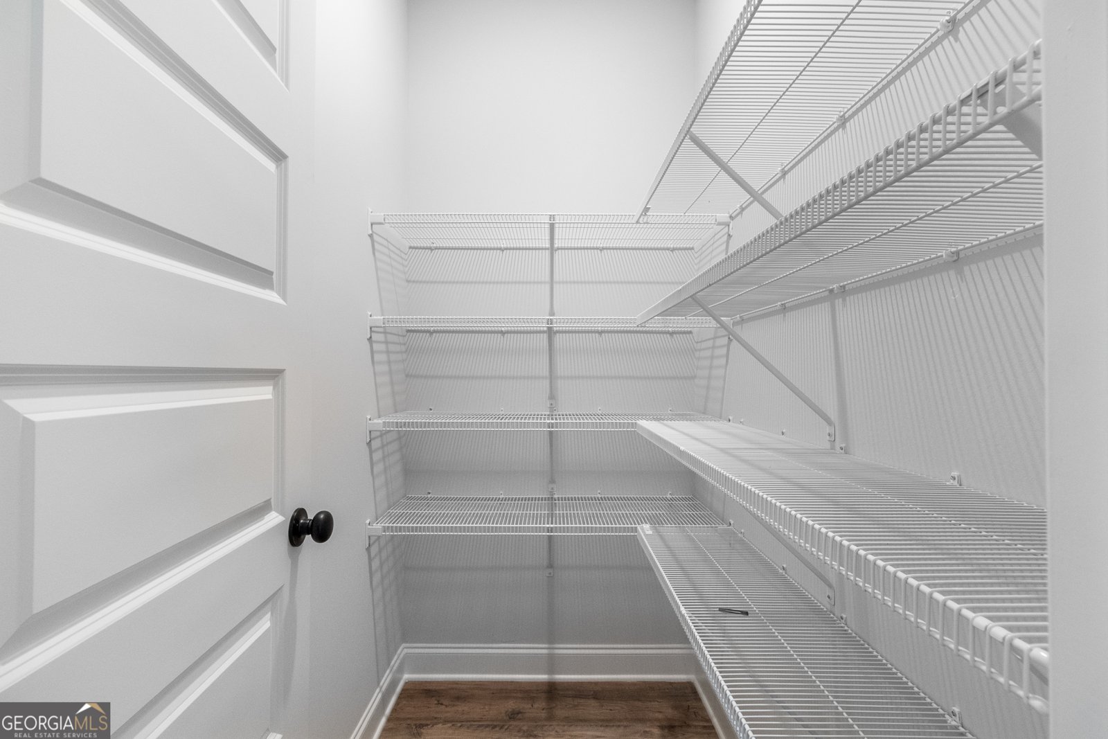 450 Banff Drive Winder - 20