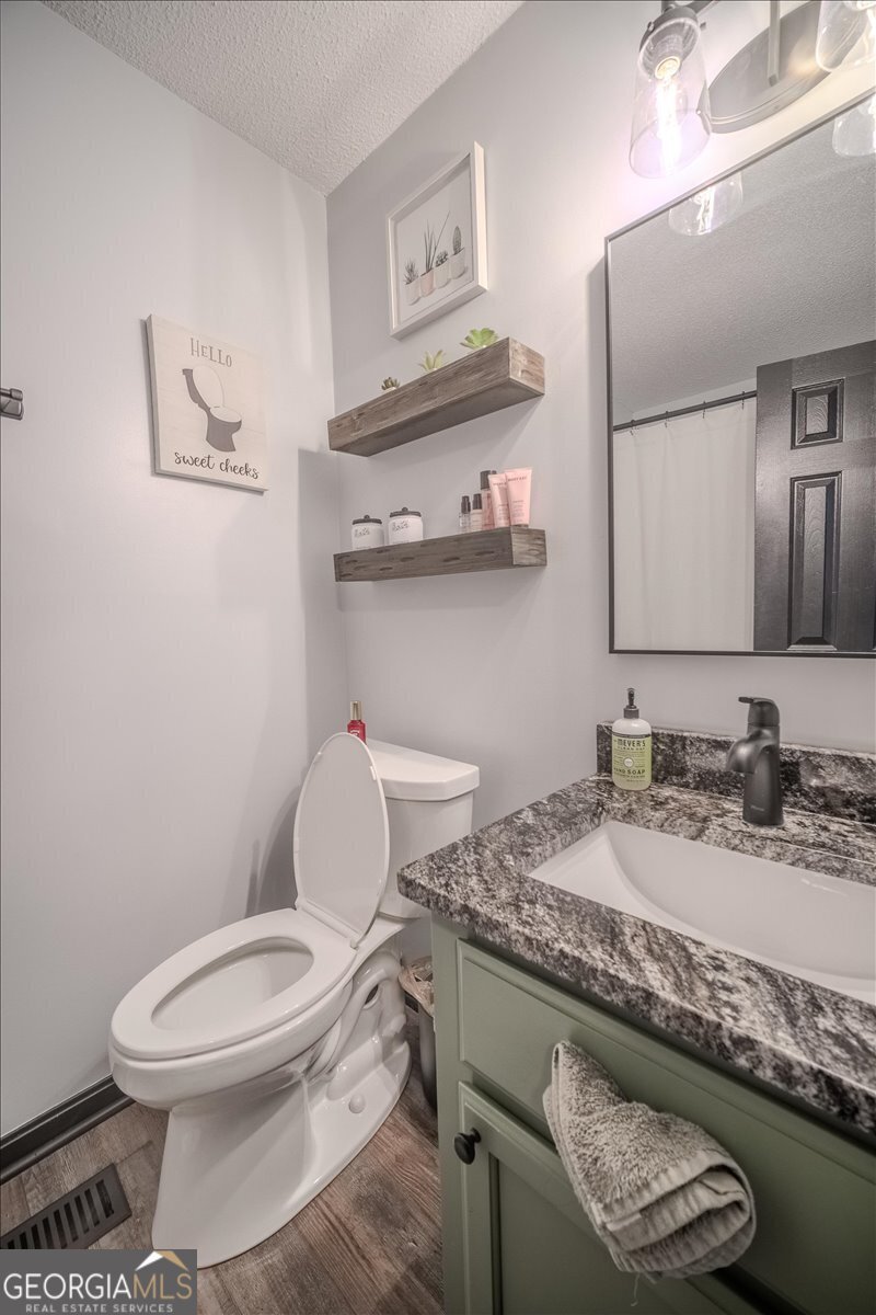 506 Howard Street Byron - 13