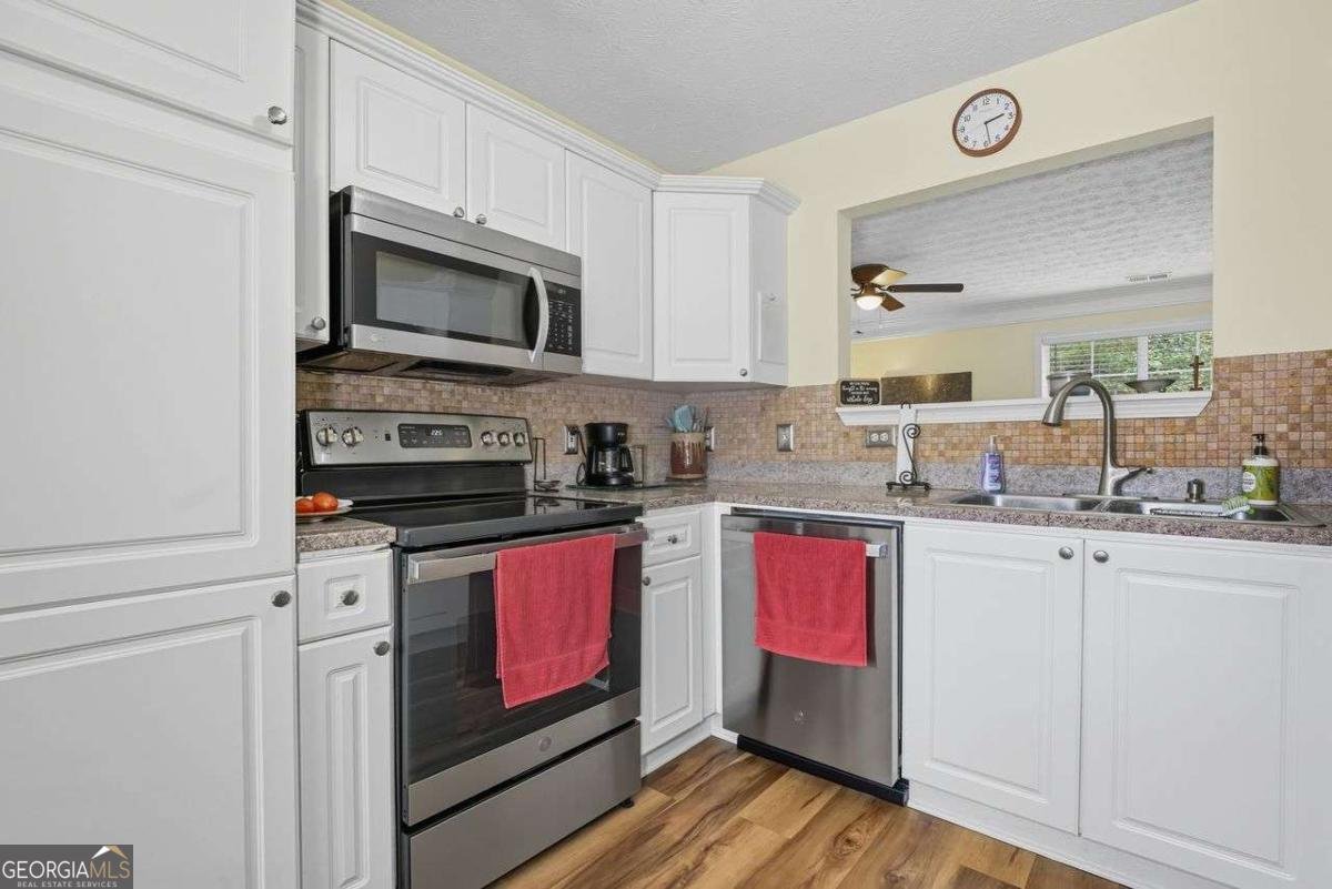 4110 Glen Iris Drive Cumming - 10
