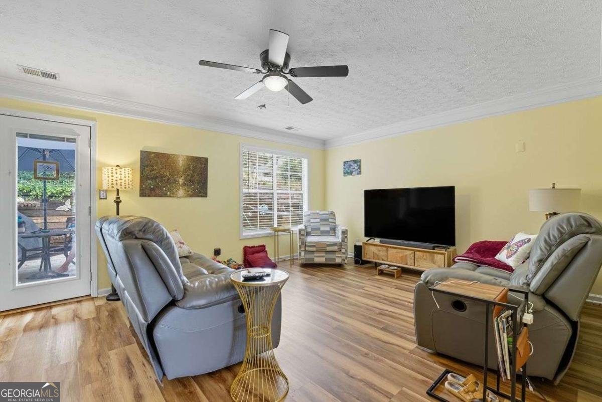 4110 Glen Iris Drive Cumming - 11