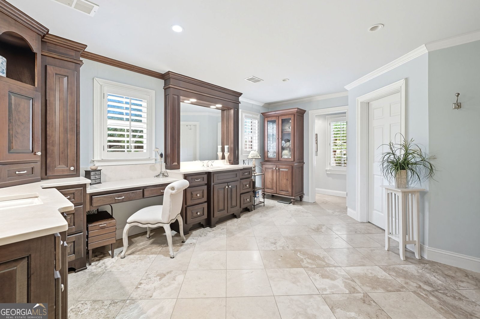 575 Fourth Fairway Drive Roswell - 30