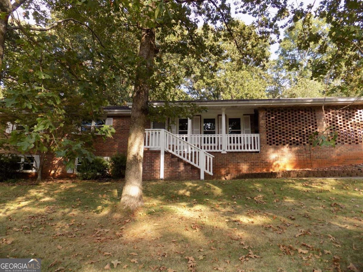 4153 Wells Circle Douglasville - 1