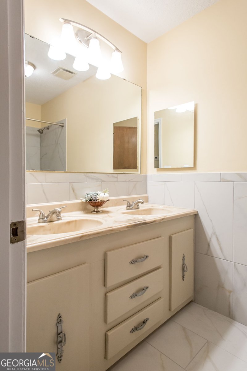 1132 Hilltop Road Waycross - 21