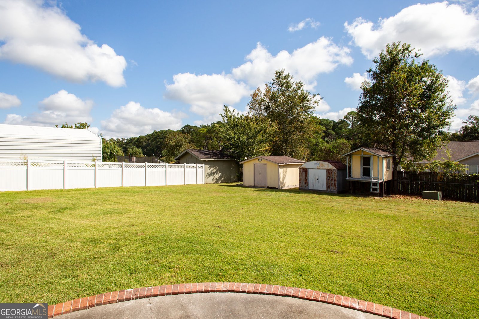 1132 Hilltop Road Waycross - 35