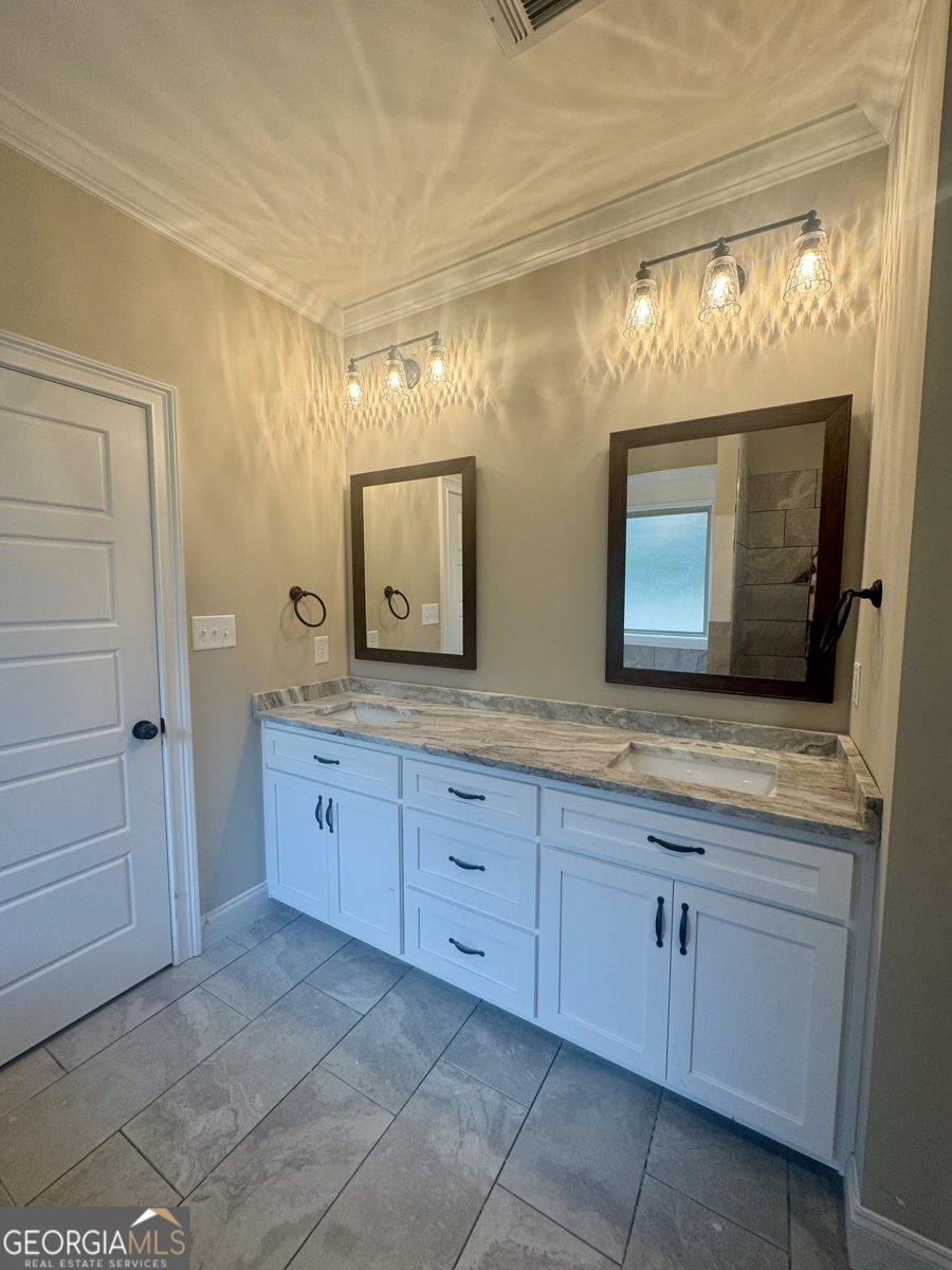 213 Golden Chestnut Bend Bonaire - 11