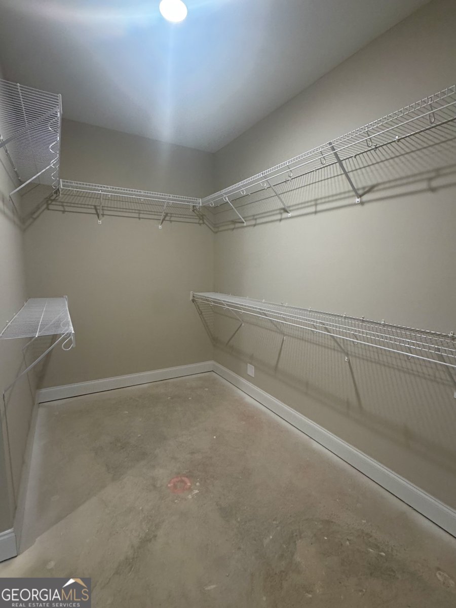 213 Golden Chestnut Bend Bonaire - 17