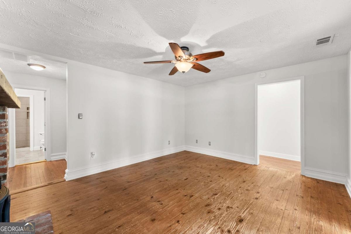 59 WRIGHT Street Winder - 6