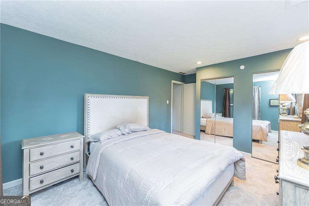225 Banks Road Fayetteville - 19