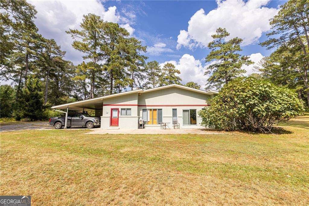225 Banks Road Fayetteville - 26