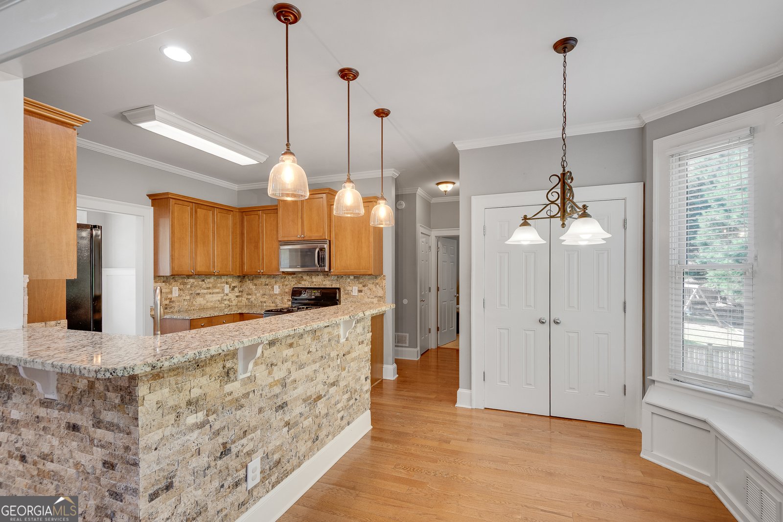 3085 Woodbridge Lane Canton - 16