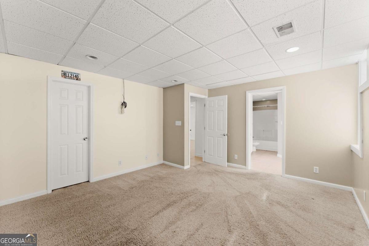 272 INDIAN COVE Drive Dawsonville - 33