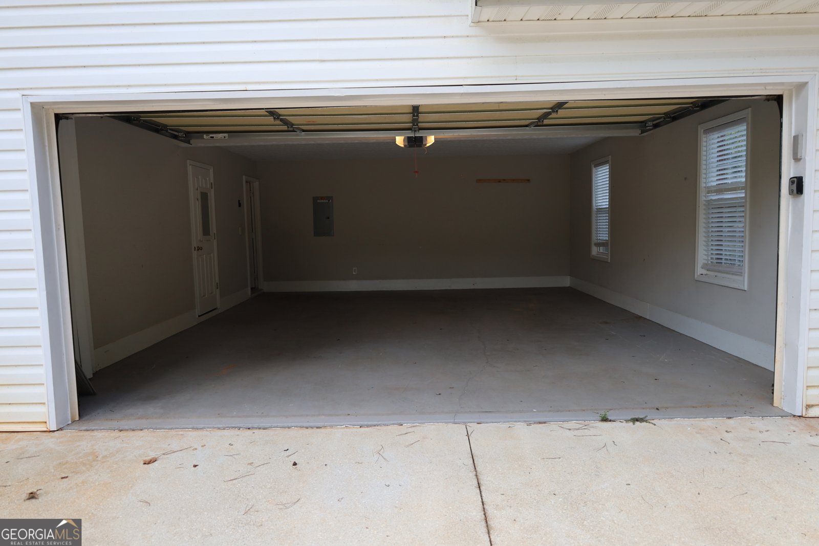 25 Castlehill Court Covington - 44