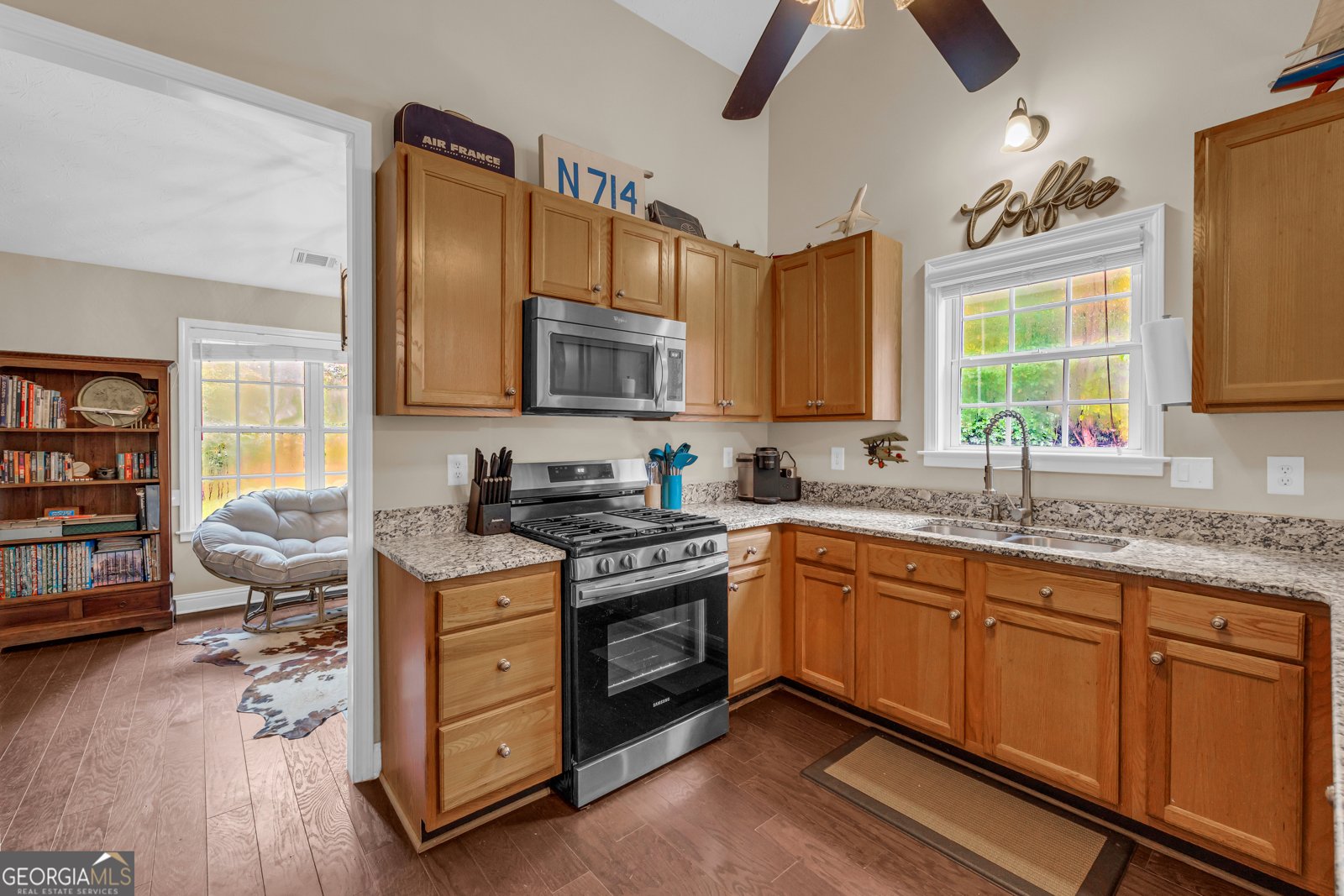 5527 Amber Cove Way Flowery Branch - 11