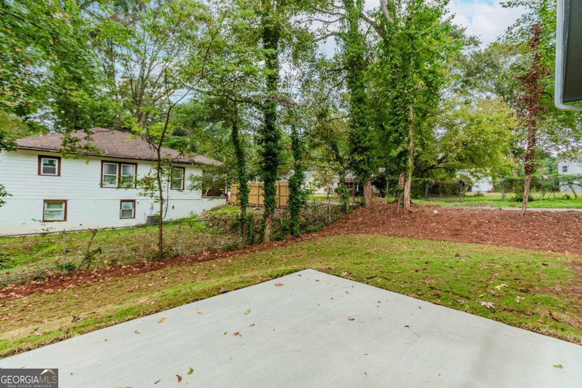 217 Wynnwood Drive Atlanta - 37