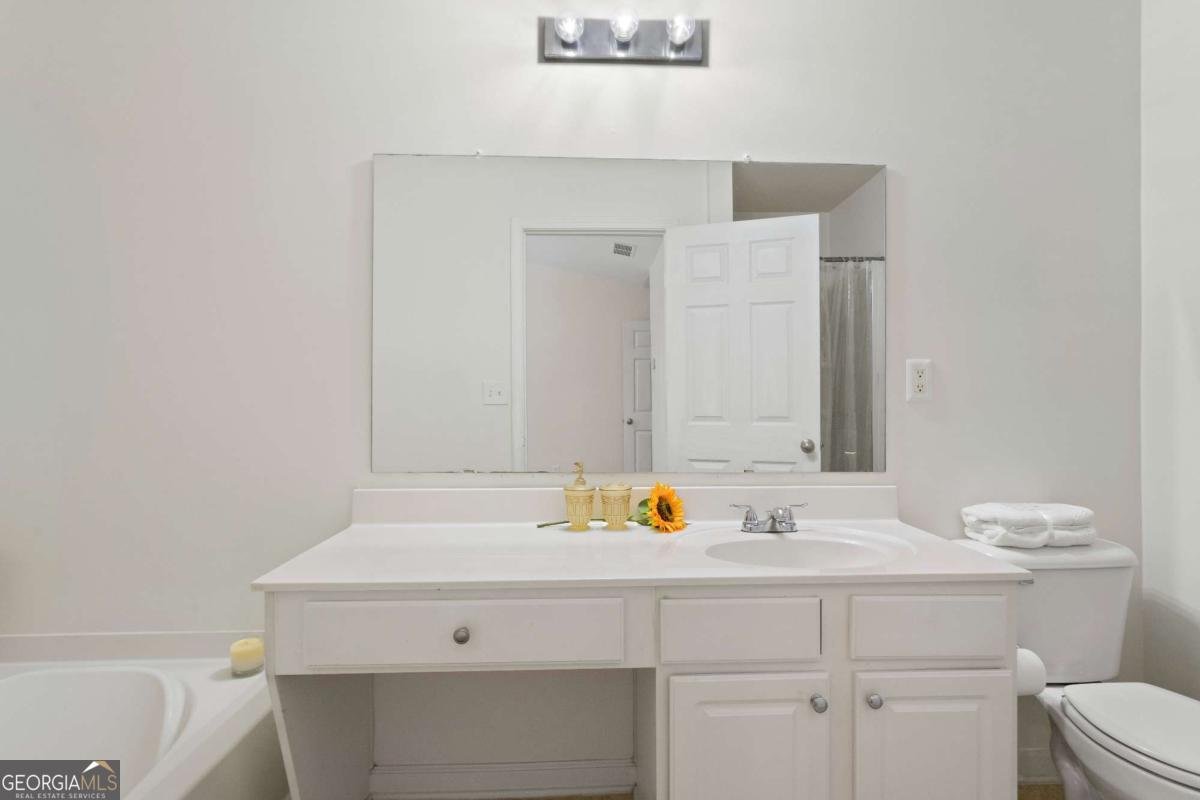 728 Crestwell Circle Atlanta - 1