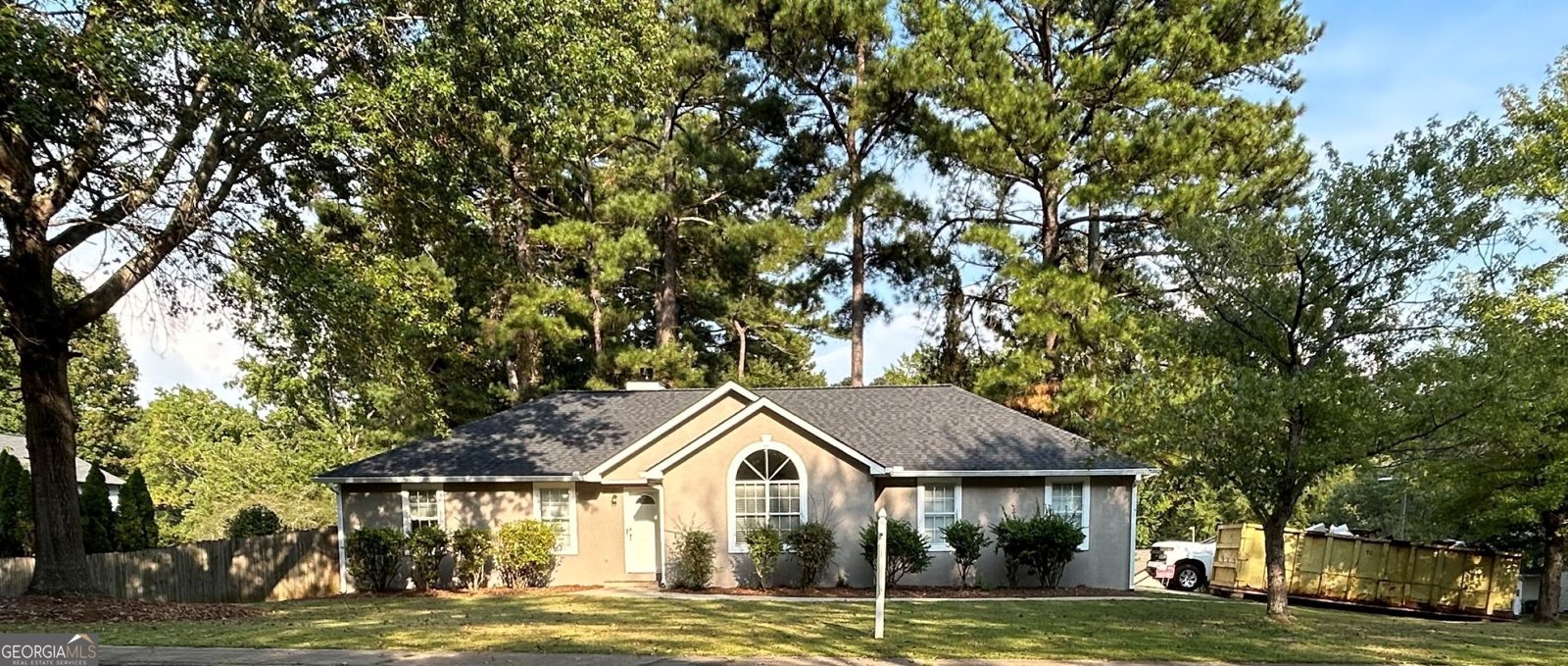 2200 Sandridge Place Atlanta - 1