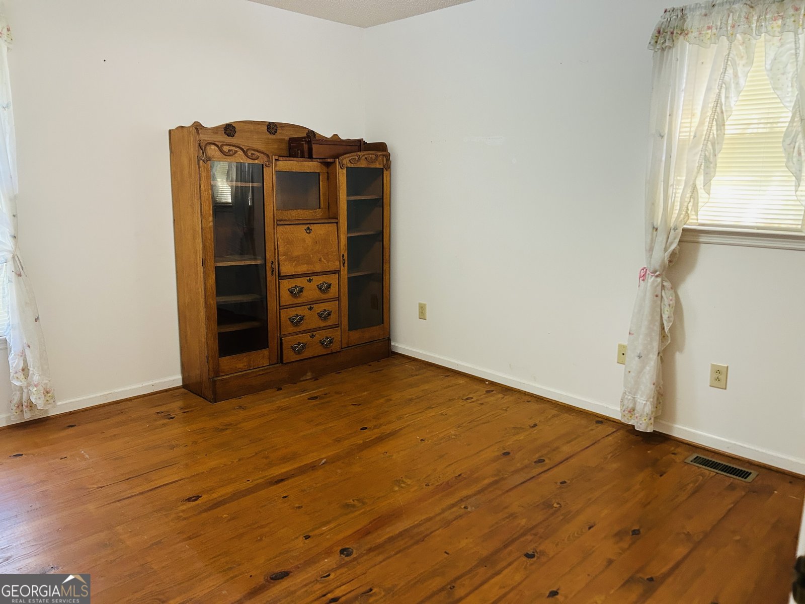817 Yonah Homer Road Maysville - 1