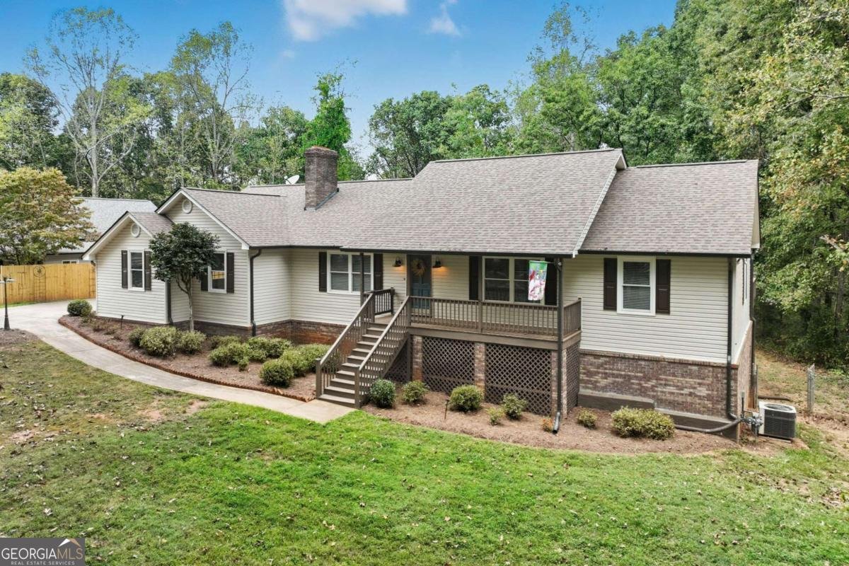 5116 Deer Path Lane Gainesville - 32