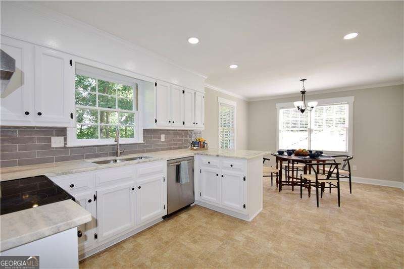5040 PURITAN Drive Sugar Hill - 15