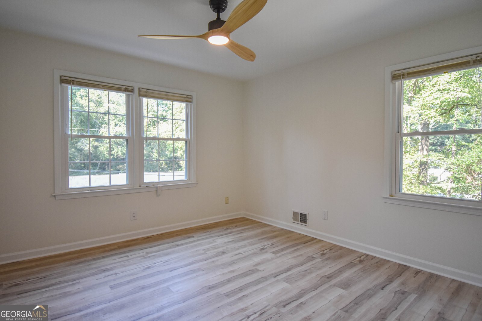 651 INGLIS Drive Marietta - 25