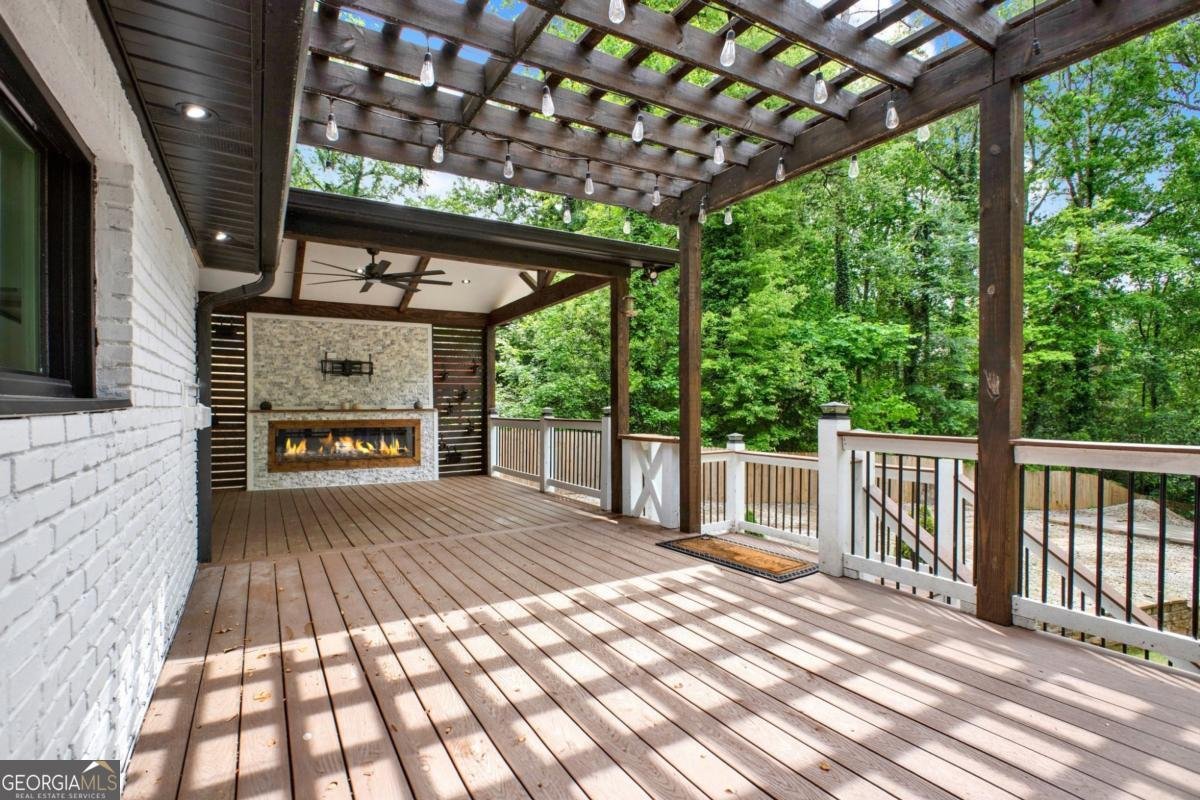 3270 Brookview Drive Marietta - 35