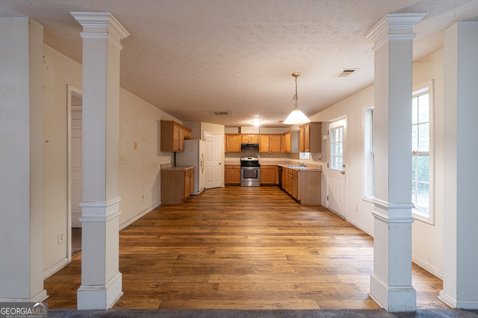 395 PAPER MILL Drive Lawrenceville - 16