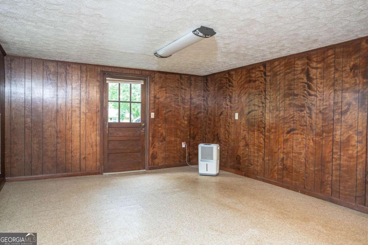 3516 Nowlin Road Kennesaw - 33