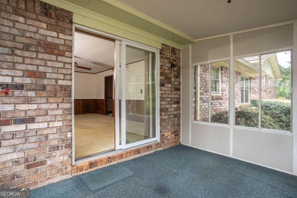 3516 Nowlin Road Kennesaw - 37