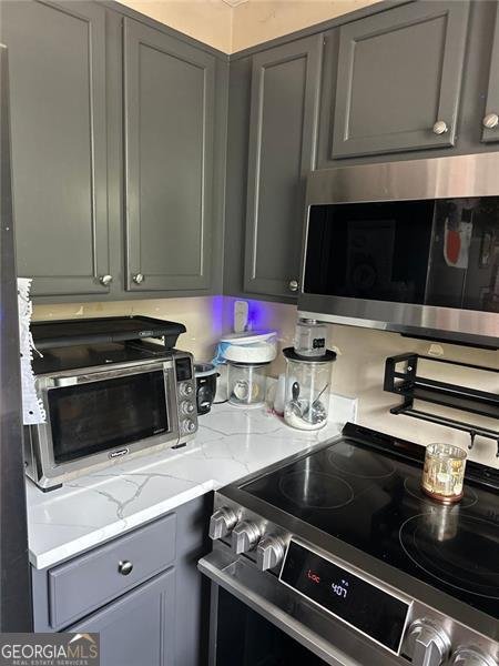 180 WOODBRIDGE Drive Dallas - 10