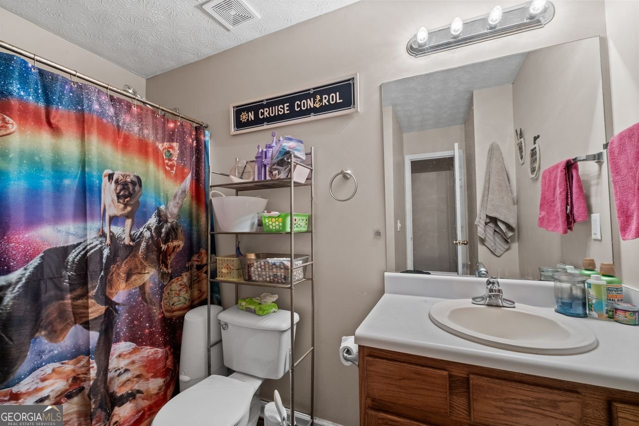 180 WOODBRIDGE Drive Dallas - 17