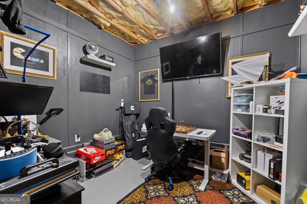 180 WOODBRIDGE Drive Dallas - 24