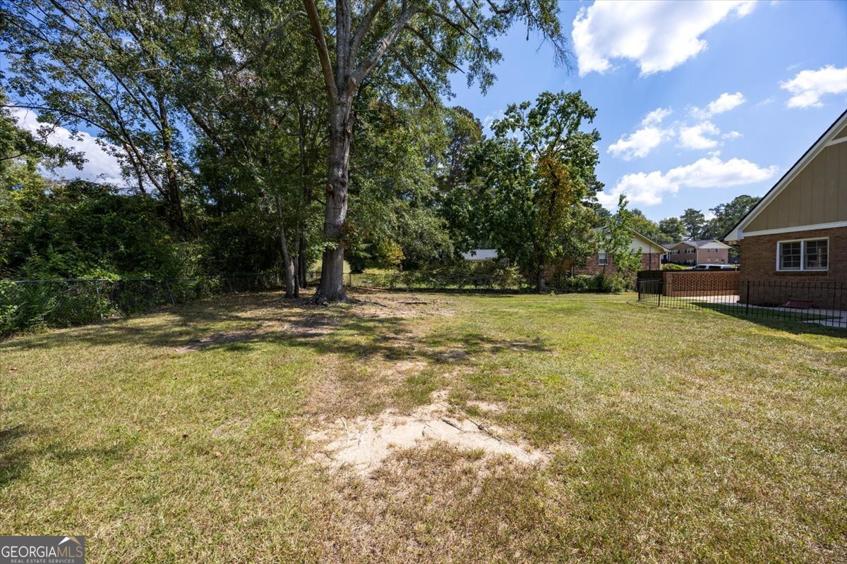 4633 Glenwood Drive Macon - 34