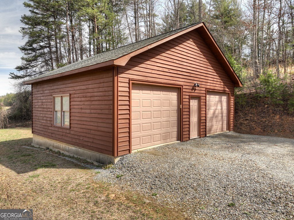 908 Cashes Valley Road Cherry Log - 12