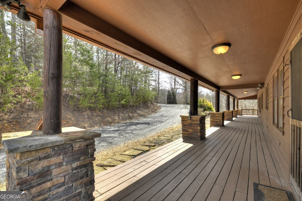 908 Cashes Valley Road Cherry Log - 37