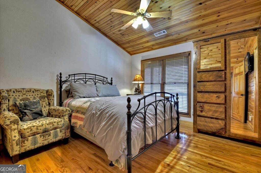 908 Cashes Valley Road Cherry Log - 54