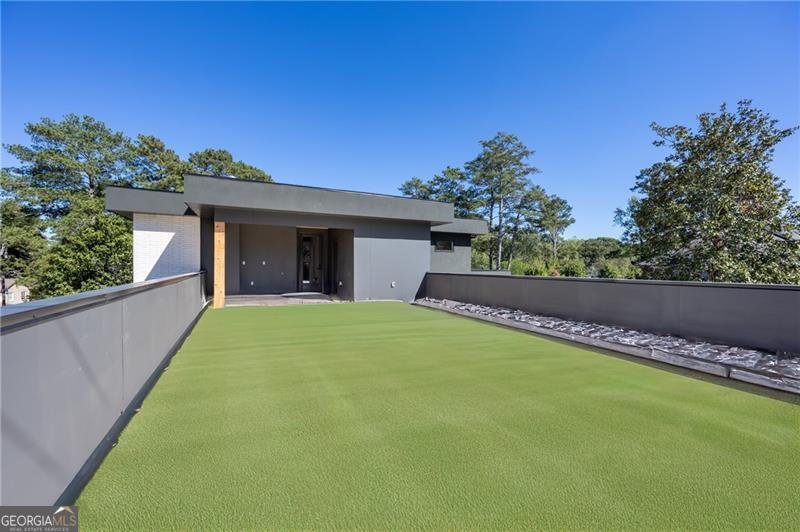 6531 Long Acres Drive Sandy Springs - 32