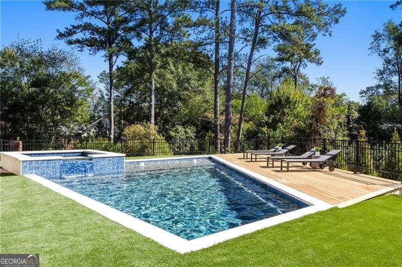 6531 Long Acres Drive Sandy Springs - 44