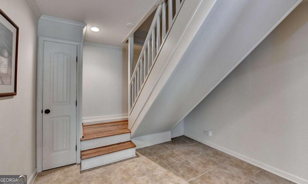 5151 Indian Circle Gainesville - 34