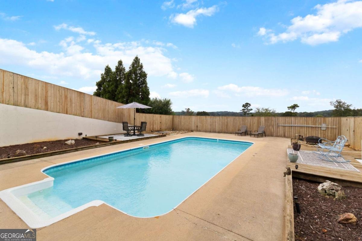 234 Triple D Drive Adairsville - 23