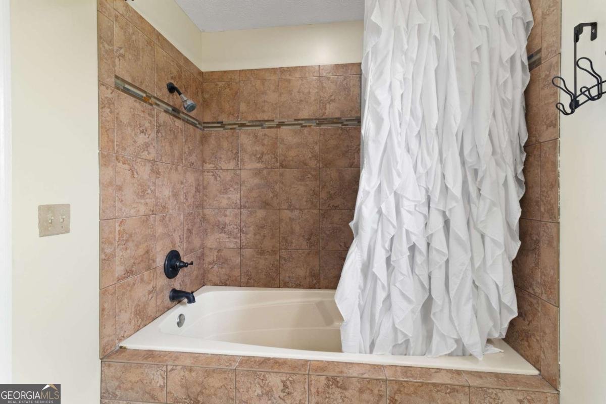 234 Triple D Drive Adairsville - 30