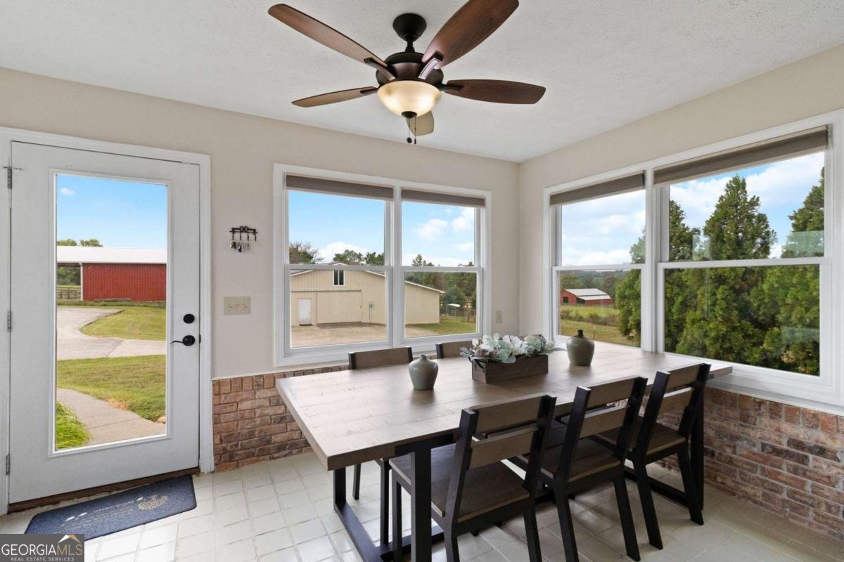 234 Triple D Drive Adairsville - 43