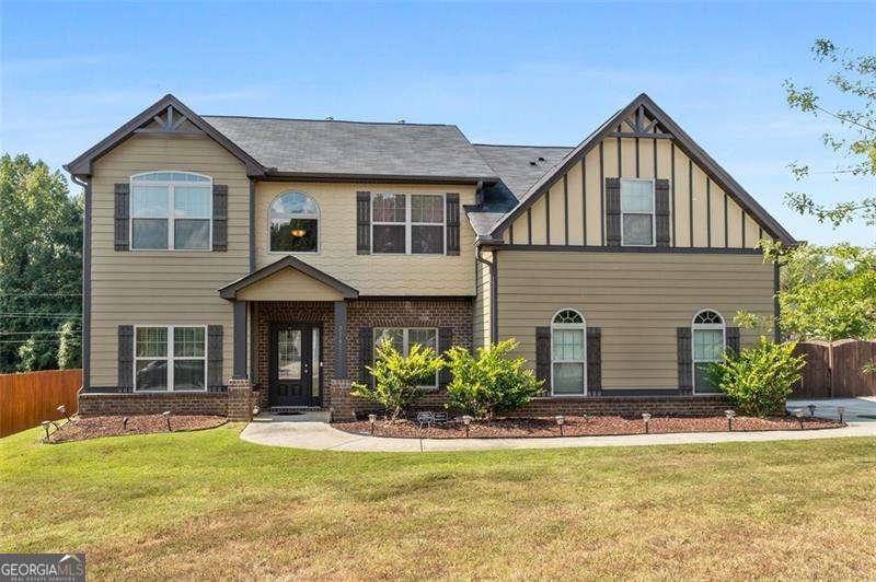 2748 Village Park Drive Ellenwood - 2