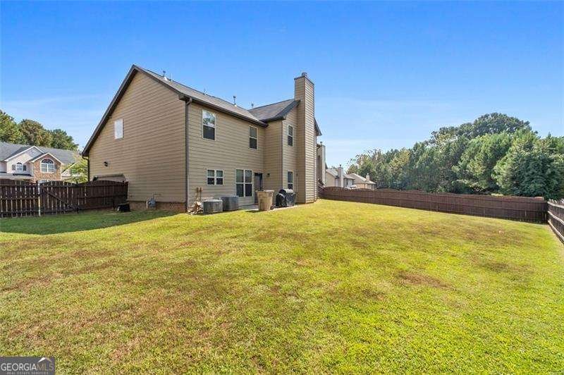 2748 Village Park Drive Ellenwood - 43